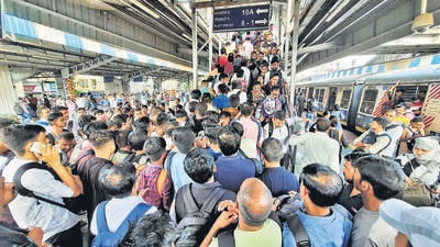 An official from the RPF of Thane railway station said that they have deployed railway police personnel at platforms that see major crowding during peak hours and woman constables are also deployed near women’s compartments. “There is a requirement for more staff to manage the increasing crowd,” he added. (Praful Gangurde / HT Photo) An official from the RPF of Thane railway station said that they have deployed railway police personnel at platforms that see major crowding during peak hours and woman constables are also deployed near women’s compartments. “There is a requirement for more staff to manage the increasing crowd,” he added. (Praful Gangurde / HT Photo)