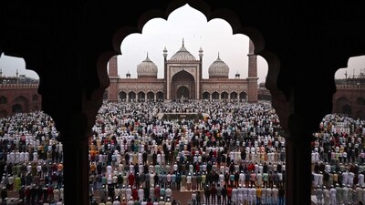 Earlier in the day, Delhi police beefed up security amid the ongoing celebration of Eid-al-Adha and said that the security of the people is their top priority. (AFP) Earlier in the day, Delhi police beefed up security amid the ongoing celebration of Eid-al-Adha and said that the security of the people is their top priority. (AFP)