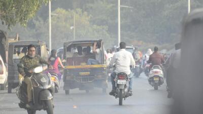 In Shivajinagar and Alandi areas, vehicle emissions and construction activities are increasing pollution levels. (REPRESENTATIVE IMAGE) In Shivajinagar and Alandi areas, vehicle emissions and construction activities are increasing pollution levels. (REPRESENTATIVE IMAGE)