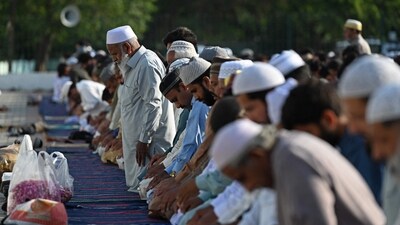 Bharatiya Janata Party leader Shahnawaz Hussain also offered namaz in Bihar's Supaul, on the occasion of Eid al-Adha. (AFP) Bharatiya Janata Party leader Shahnawaz Hussain also offered namaz in Bihar's Supaul, on the occasion of Eid al-Adha. (AFP)