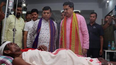 Soon after the incident, CM Manik Saha rushed to Kumarghat and met the injured people in the hospital. (Twitter Photo) Soon after the incident, CM Manik Saha rushed to Kumarghat and met the injured people in the hospital. (Twitter Photo)