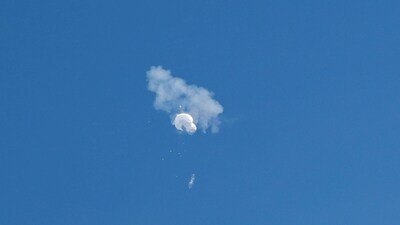 The suspected Chinese spy balloon drifts to the ocean after being shot down off the coast in Surfside Beach, South Carolina, U.S. February 4, 2023. (REUTERS file)
