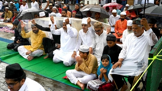 Moderate to heavy rains lashed parts of Mumbai and its adjoining areas in the last 24 hours.&nbsp;(AFP)