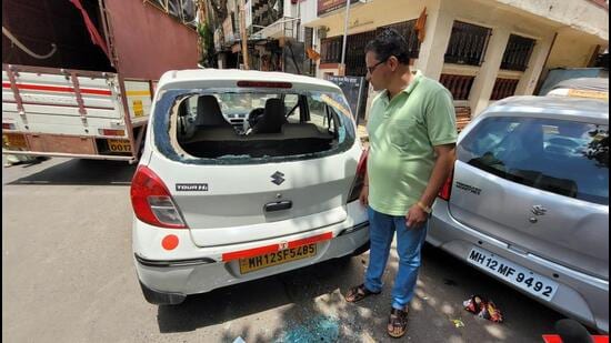 Pune police commissioner Retesh Kumaar on Thursday suspended seven police officials for showing laxity during official work in the vehicle vandalism cases lodged at Sahakarnagar police station. (HT FILE)