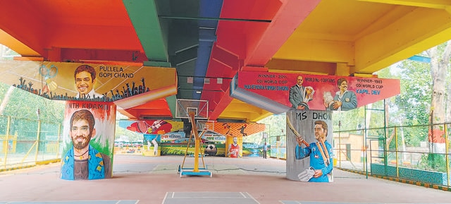 This sports facility under the Raj Nagar flyover was built at a cost of  ₹60 lakh and boasts three badminton courts, one basketball court, and a netted batting pitch. The walls and pillars of the complex, which is yet to be formally inaugurated, have paintings of sportspersons, including those of cricket icons Sachin Tendulkar and Virat Kohli. (HT Photo)