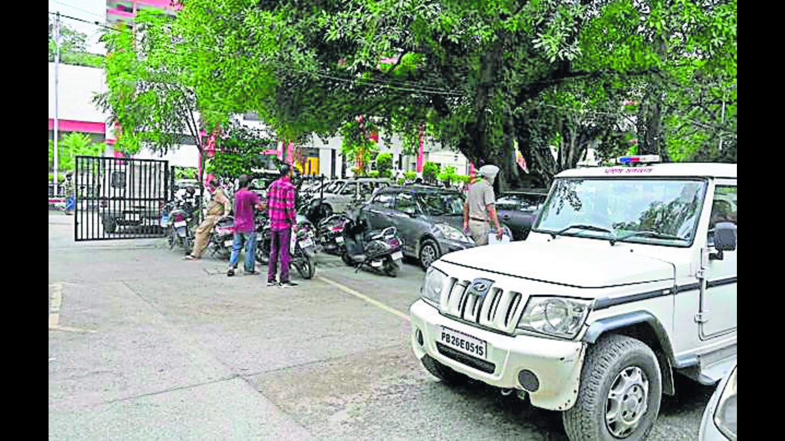 Deadline over, nearly 6L vehicles yet to affix HSRP - Vimarsana News