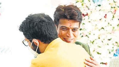 Aaditya aide Rahul Kanal joins Shinde-led Shiv Sena