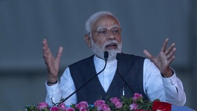 PM Modi attends centenary celebrations of DU, lays foundation of three buildings