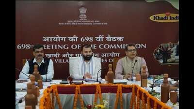 KVIC chairman Manoj Kumar interacting with media persons at KVIC’s 698th meeting at the Gandhi Ashram in Varanasi on Friday. (HT PHOTO) KVIC chairman Manoj Kumar interacting with media persons at KVIC’s 698th meeting at the Gandhi Ashram in Varanasi on Friday. (HT PHOTO)