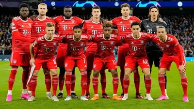 Bayern Munich team players pose prior to the start of the Champions League quarterfinal (AP)