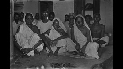 Widows in an ashram in Rishikesh on 14 June 1968. (Rane Prakash/HT Archive)