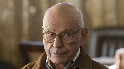 Alan Arkin's last role was in Netflix series The Kominsky Method Alan Arkin's last role was in Netflix series The Kominsky Method