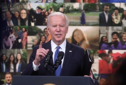 U.S. President Joe Biden delivers remarks about the student loan forgiveness program from an auditorium on the White House campus in Washington, U.S., October 17, 2022. REUTERS/Leah Millis/ (REUTERS)