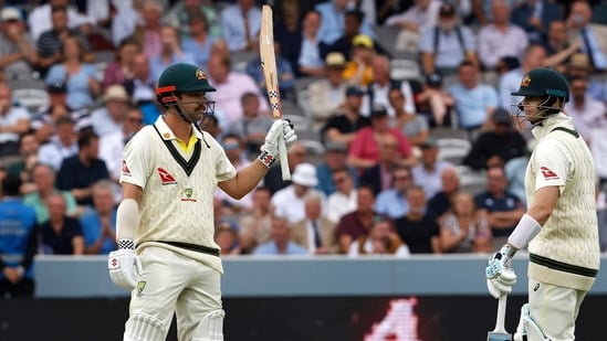 Steve Smith and Travis Head consolidated Australia's domination as the England bowlers floundered.&nbsp;(AFP)