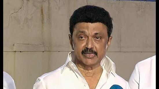In a letter to the governor, Stalin criticised the former’s contradictory actions in a span of a few hours and accused him of acting “in haste with scant regard to the Constitution of India”. (PTI)