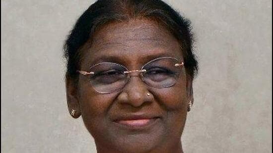 President Draupadi Murmu will be the chief guest at the convocation ceremony of Gondwana University in Gadchiroli. (Twitter/rashtrapatibhvn)