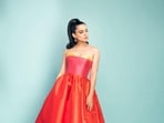 kangana_ranaut_strapless_midi_dress