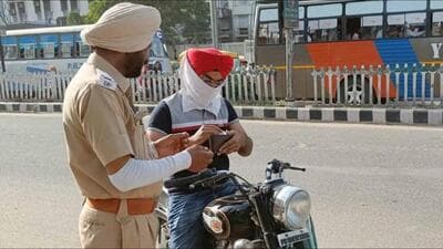 Cops tighten noose around bikers with modified silencers, 35 challaned at Ludhiana (HT FILE) Cops tighten noose around bikers with modified silencers, 35 challaned at Ludhiana (HT FILE)