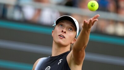 Poland's Iga Swiatek serves against Russia's Anna Blinkova during their quarterfinal WTA tour tennis match in Bad Homburg (AP) Poland's Iga Swiatek serves against Russia's Anna Blinkova during their quarterfinal WTA tour tennis match in Bad Homburg (AP)