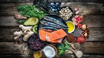 Fishes such as salmon and sardines are rich in Omega-3 fatty acids – an important nutrient to combat chronic inflammation. (Unsplash) Fishes such as salmon and sardines are rich in Omega-3 fatty acids – an important nutrient to combat chronic inflammation. (Unsplash)