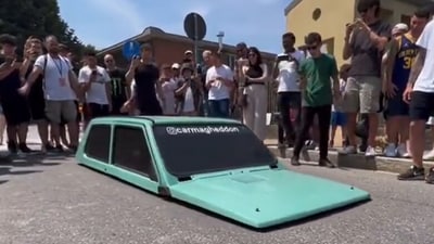 The car appears to have no tires and no doors for entry, (Twitter/@Rainmaker1973) The car appears to have no tires and no doors for entry, (Twitter/@Rainmaker1973)