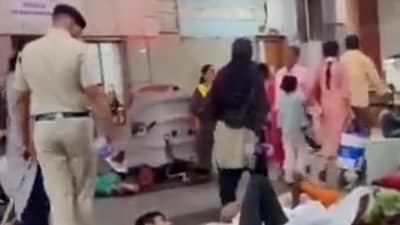 Screengrab from the viral video from Pune railway station. Screengrab from the viral video from Pune railway station.