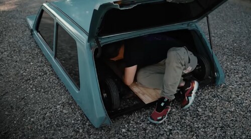 This is how the driver can enter into this car. (YouTube/Caramagheddon) This is how the driver can enter into this car. (YouTube/Caramagheddon)
