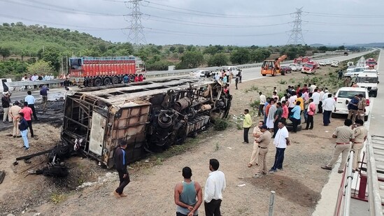 The accident took place at around 1:30 am on Saturday on the Samruddhi-Mahamarg Expressway in Maharashtra's Buldhana.&nbsp;(AFP)