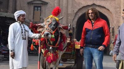 Author Bal Wala during an expedition in Lahore. (HT Photo)