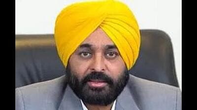 Chief minister Bhagwant Mann on Sunday said his government will recover the ₹55 lakh spent by the previous Congress government to contest the case in the Supreme Court to keep gangster-turned-politician Mukhtar Ansari in a Punjab jail from former chief minister Amarinder Singh and then jails minister Sukhjinder Singh Randhawa. (HT File Photo) Chief minister Bhagwant Mann on Sunday said his government will recover the ₹55 lakh spent by the previous Congress government to contest the case in the Supreme Court to keep gangster-turned-politician Mukhtar Ansari in a Punjab jail from former chief minister Amarinder Singh and then jails minister Sukhjinder Singh Randhawa. (HT File Photo)