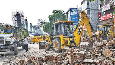 Officials said work on the Delhi-Saharanpur highways is going on in the area where encroachments were removed. (Vipin Kumar/HT Photo) Officials said work on the Delhi-Saharanpur highways is going on in the area where encroachments were removed. (Vipin Kumar/HT Photo)