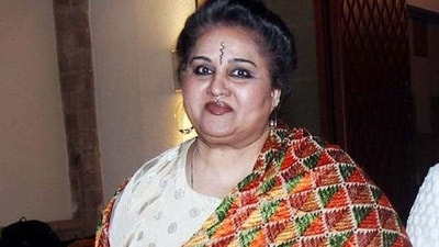 Reena Roy will be seen on The Kapil Sharma Show. Reena Roy will be seen on The Kapil Sharma Show.