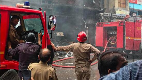 A pickle and a dairy shop were located on separate floors in the building. (HT Photo)