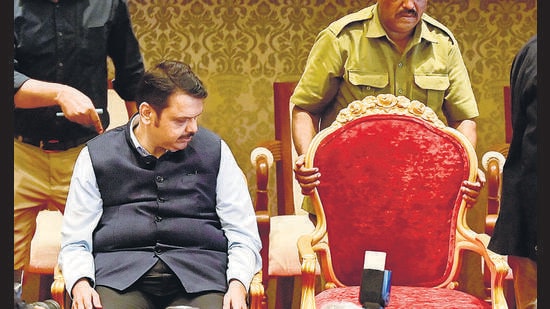 Devendra Fadnavis, deputy chief minister, appears pensive ahead of NCP Leader Ajit Pawar’s oath-taking ceremony as the Deputy Chief Minister in the BJP- Shivsena government at Raj Bhawan in Mumbai on Sunday. (Anshuman Poyrekar/ HT PHOTO)