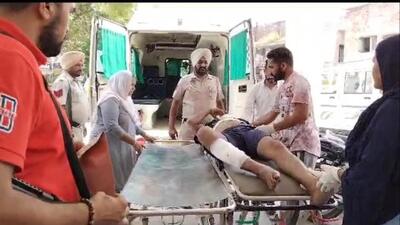 A criminal, Jaswinder Singh, being taken to the civil hospital at Talwandi Sabo after a gunshot wound in the foot after an encounter with the police near Jassal village in Bathinda district on Monday. (Sanjeev Kumar/HT) A criminal, Jaswinder Singh, being taken to the civil hospital at Talwandi Sabo after a gunshot wound in the foot after an encounter with the police near Jassal village in Bathinda district on Monday. (Sanjeev Kumar/HT)