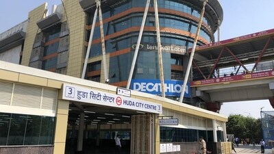 HUDA City Center metro station. (HT_PRINT)