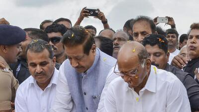 Karad: NCP Chief Sharad Pawar with Congress leader Prithviraj Chavan pays tribute to former Maharashtra chief minister Yashwantrao Chavan, in Karad, Monday, July 3, 2023. (PTI Photo)(PTI07_03_2023_000052A) (PTI) Karad: NCP Chief Sharad Pawar with Congress leader Prithviraj Chavan pays tribute to former Maharashtra chief minister Yashwantrao Chavan, in Karad, Monday, July 3, 2023. (PTI Photo)(PTI07_03_2023_000052A) (PTI)