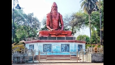 Statue of Bharadwaj Muni located near his ashram in Prayagraj. (HT Photo) Statue of Bharadwaj Muni located near his ashram in Prayagraj. (HT Photo)