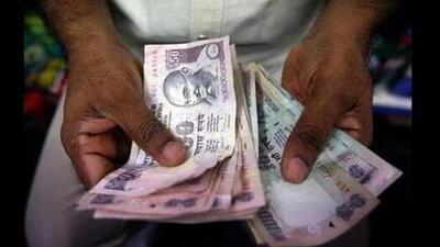 The Punjab vigilance bureau (VB) on Monday nabbed planning officer posted at the office of district town planner, Fatehgarh Sahib, Manveer Singh for accepting bribe from an Amloh resident