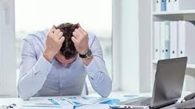 People may fear harassment after they quit. Some worry about the opinions of their families or friends. (File) People may fear harassment after they quit. Some worry about the opinions of their families or friends. (File)