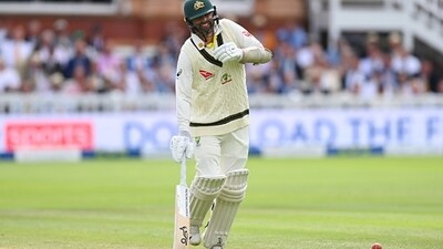 Nathan Lyon grimaces in pain during the 2nd Ashes Test. (Getty) Nathan Lyon grimaces in pain during the 2nd Ashes Test. (Getty)