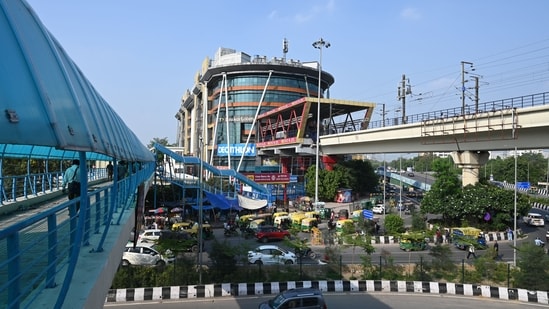 Delhi Metro Rail Corporation (DMRC) change the Huda city center metro station name become Millennium city center metro station. (HT )