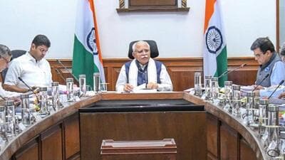 Haryana chief minister Manohar Lal Khattar chairing the cabinet meet on Tuesday. (HT PHOTO) Haryana chief minister Manohar Lal Khattar chairing the cabinet meet on Tuesday. (HT PHOTO)