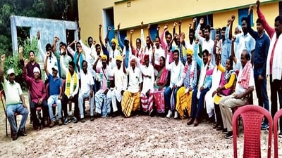 The group has accused the Jharkhand government of ignoring their demands. (Source: Prabhat khabar) The group has accused the Jharkhand government of ignoring their demands. (Source: Prabhat khabar)
