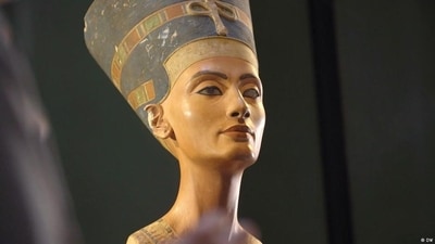 Nefertiti is considered to be one of the most powerful women in antiquity — and one of the most beautiful. Nefertiti is considered to be one of the most powerful women in antiquity — and one of the most beautiful.