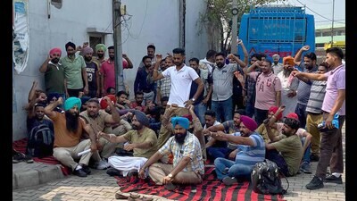 PRTC contract workers union, Punjab holding a protest gate rallies at Ludhiana on Tuesday. (HT Photo)