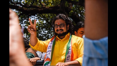 Pune, India - April 9, 2019: Rally of Dr. Amol Kolhe in front of collector office before he goes to fill his application for election in Shirur constituency in Pune, India, on Tuesday, April 9, 2019. (Photo by Sanket Wankhade/HT PHOTO) Pune, India - April 9, 2019: Rally of Dr. Amol Kolhe in front of collector office before he goes to fill his application for election in Shirur constituency in Pune, India, on Tuesday, April 9, 2019. (Photo by Sanket Wankhade/HT PHOTO)
