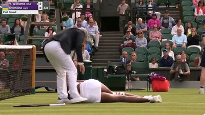 The chair umpire rushed to Venus Williams' aid The chair umpire rushed to Venus Williams' aid
