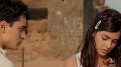 Imran Khan and Genelia D'Souza in Jaane Tu Ya Jaane Na