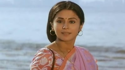 Urmila Matondkar posted on the occasion of Satya completing 25 years of release.. Urmila Matondkar posted on the occasion of Satya completing 25 years of release..